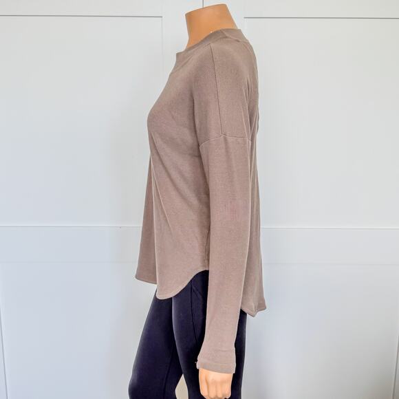 Athleta, Presence Sweatshirt w/ Accented Open Back, Pyrite, Women’s Small, Yoga - Picture 5 of 10